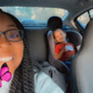 Meet your Posher, Tia